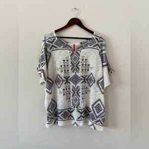 Geometric Patterned Women's Top